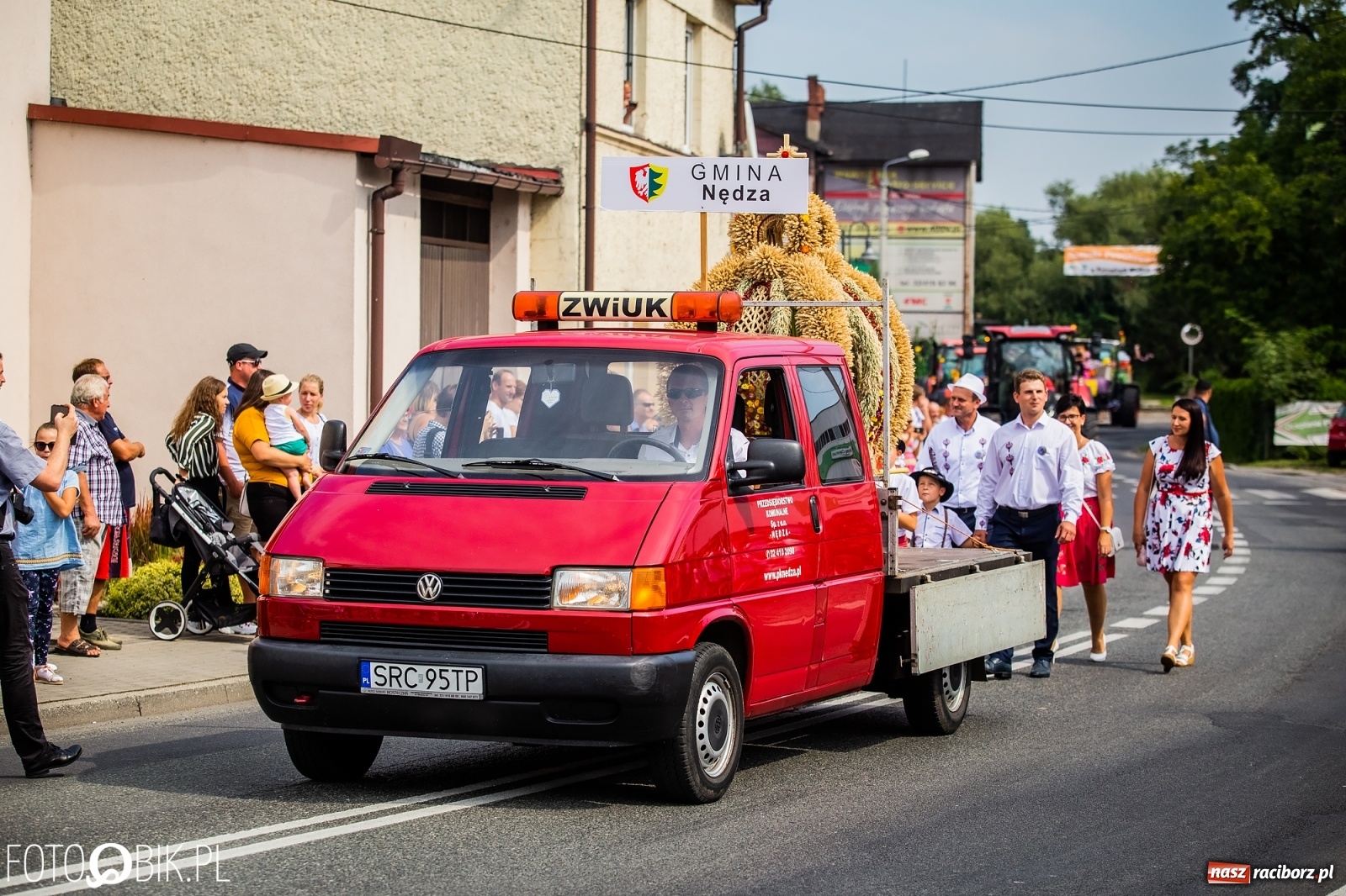 Zdjęcie w galerii na portalu naszraciborz.pl: Dożynki w Pietrowicach z lotu ptaka [WIDEO]  wiadomości z regionu