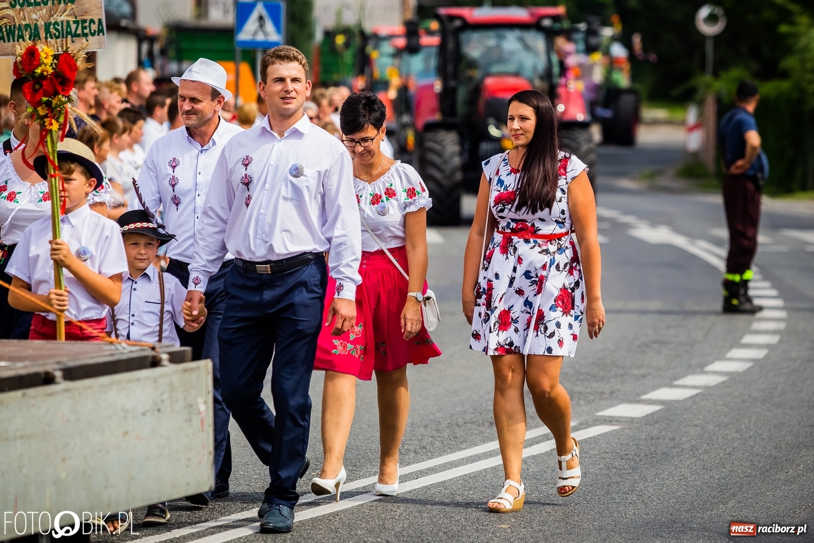 Zdjęcie w galerii na portalu naszraciborz.pl: Dożynki w Pietrowicach z lotu ptaka [WIDEO]  wiadomości z regionu