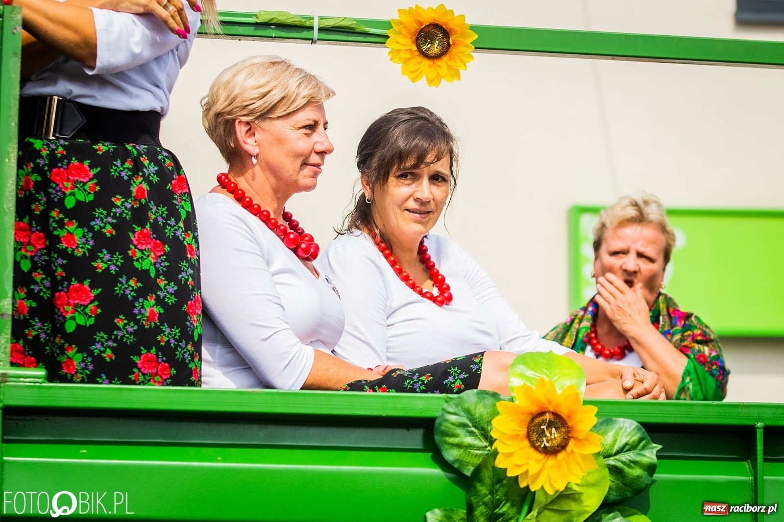 Zdjęcie w galerii na portalu naszraciborz.pl: Dożynki w Pietrowicach z lotu ptaka [WIDEO]  wiadomości z regionu