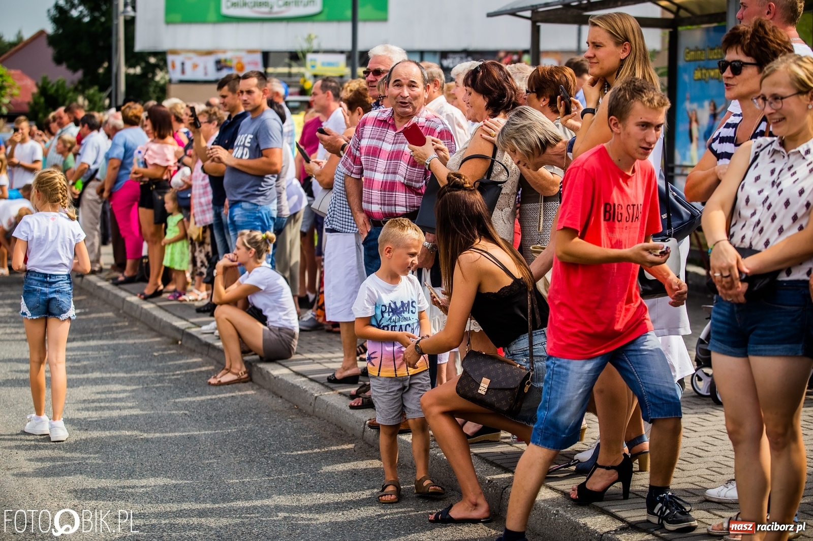Zdjęcie w galerii na portalu naszraciborz.pl: Dożynki w Pietrowicach z lotu ptaka [WIDEO]  wiadomości z regionu