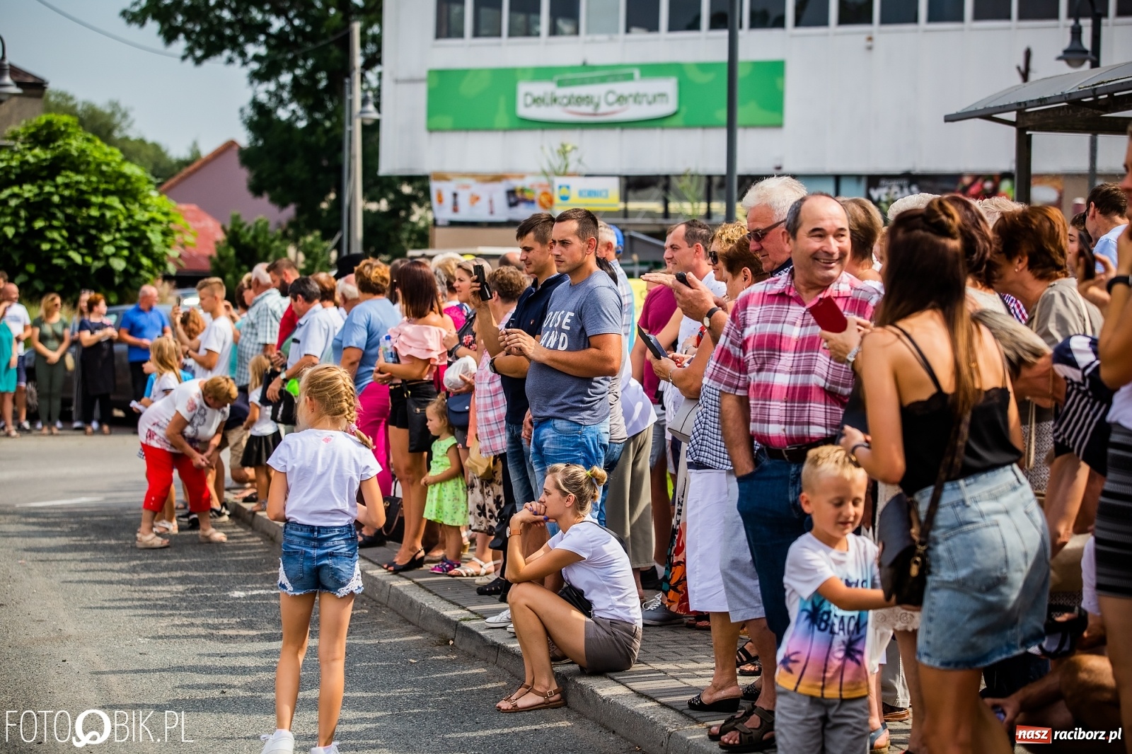 Zdjęcie w galerii na portalu naszraciborz.pl: Dożynki w Pietrowicach z lotu ptaka [WIDEO]  wiadomości z regionu