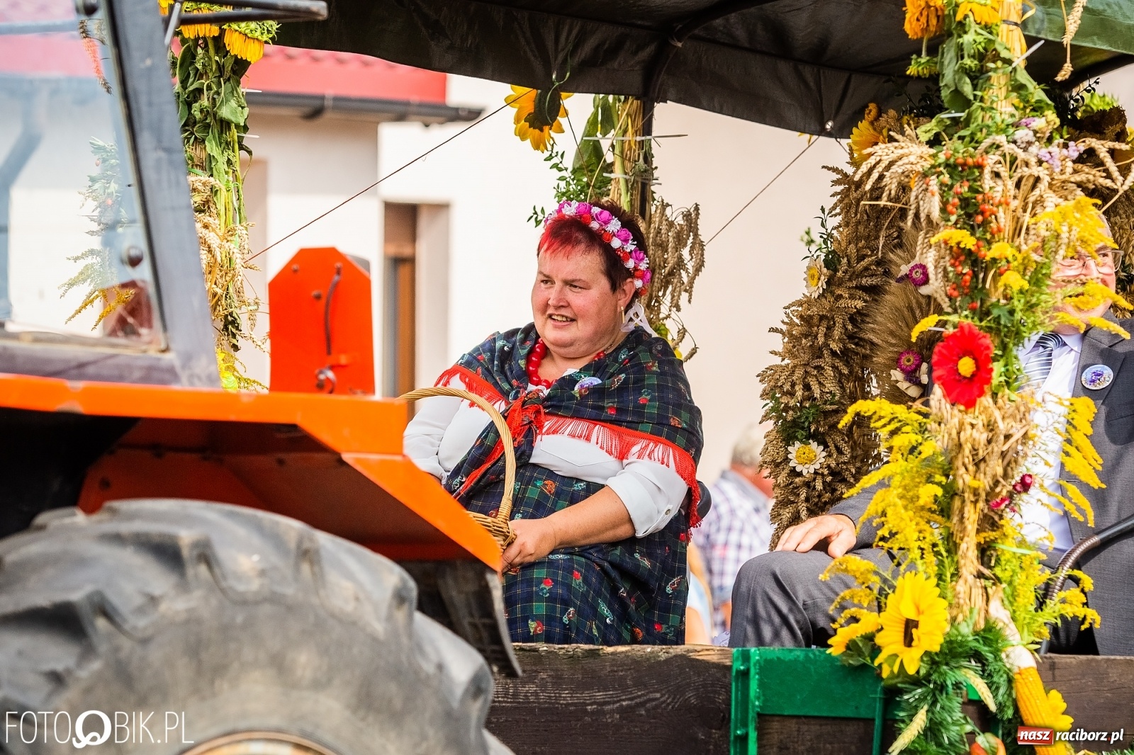 Zdjęcie w galerii na portalu naszraciborz.pl: Dożynki w Pietrowicach z lotu ptaka [WIDEO]  wiadomości z regionu