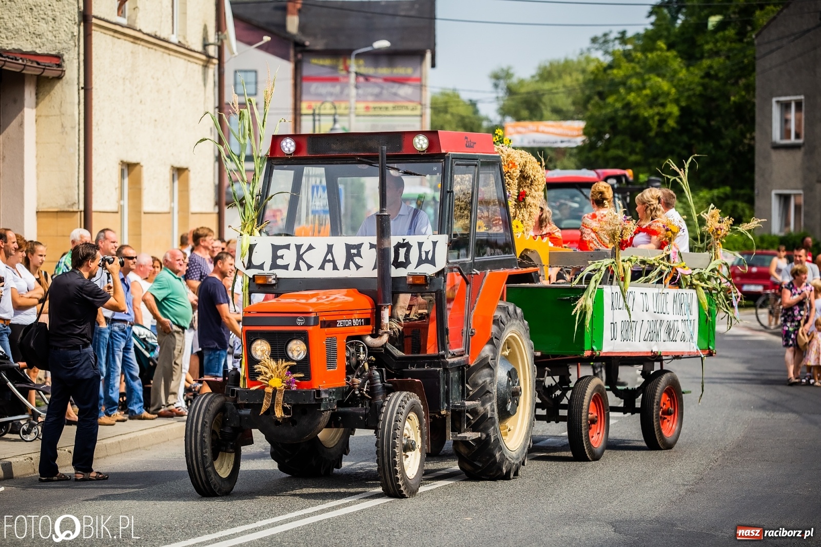 Zdjęcie w galerii na portalu naszraciborz.pl: Dożynki w Pietrowicach z lotu ptaka [WIDEO]  wiadomości z regionu