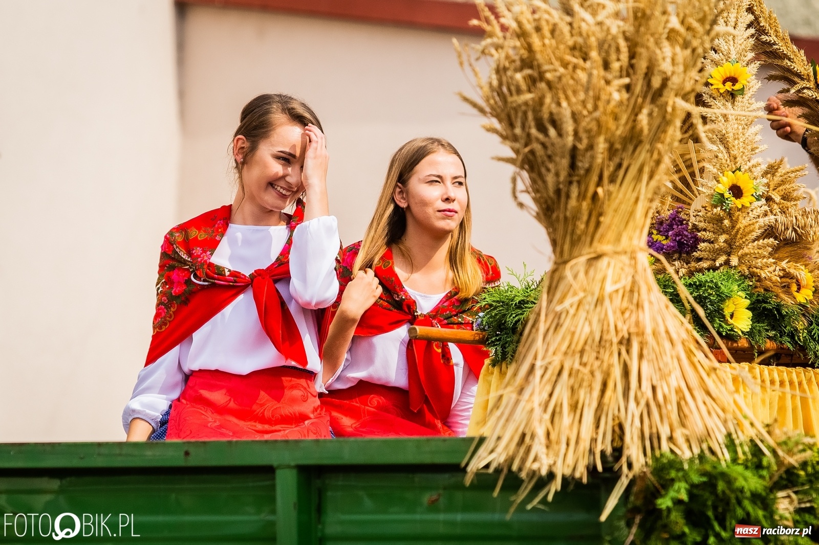 Zdjęcie w galerii na portalu naszraciborz.pl: Dożynki w Pietrowicach z lotu ptaka [WIDEO]  wiadomości z regionu