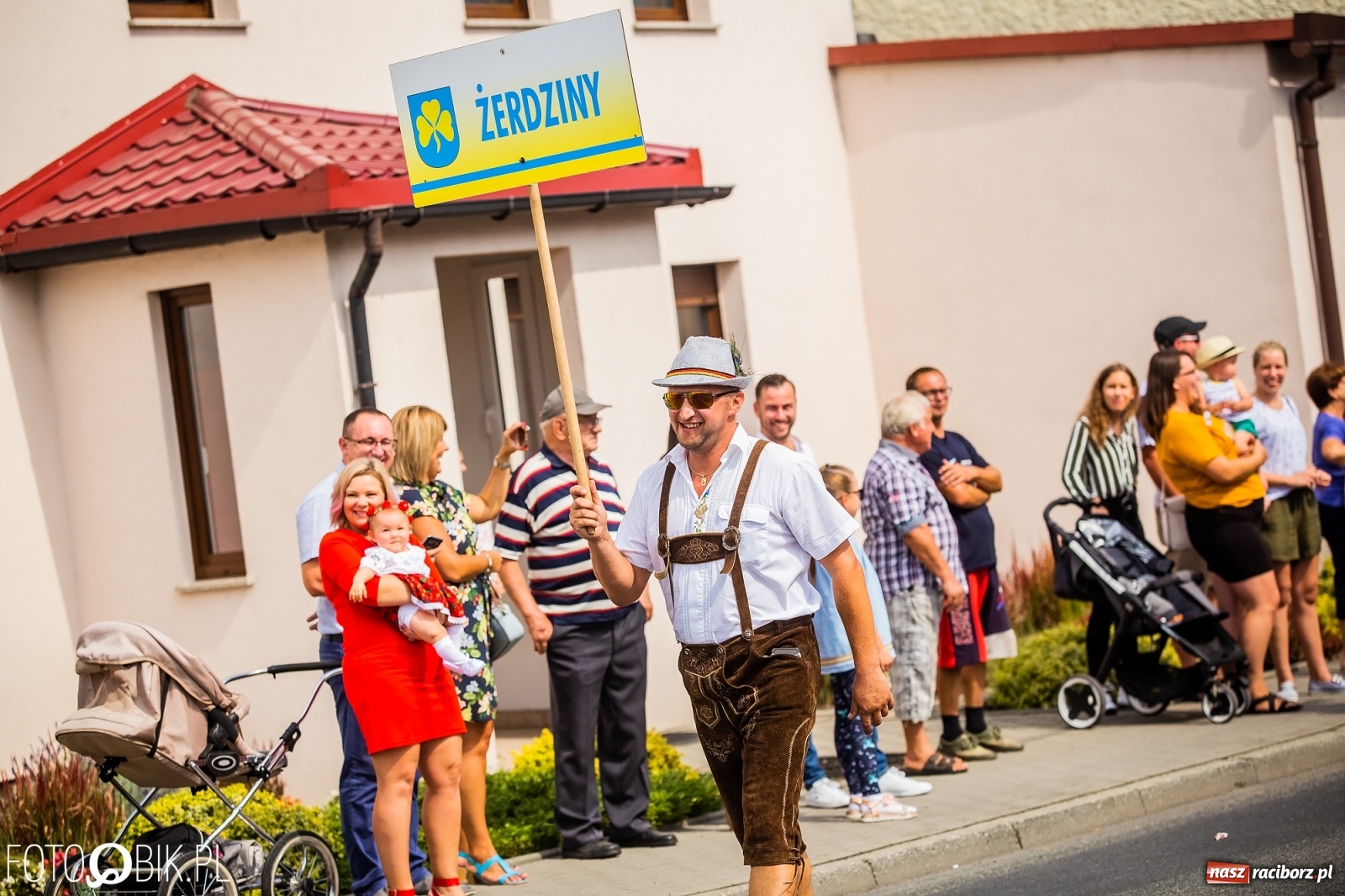 Zdjęcie w galerii na portalu naszraciborz.pl: Dożynki w Pietrowicach z lotu ptaka [WIDEO]  wiadomości z regionu