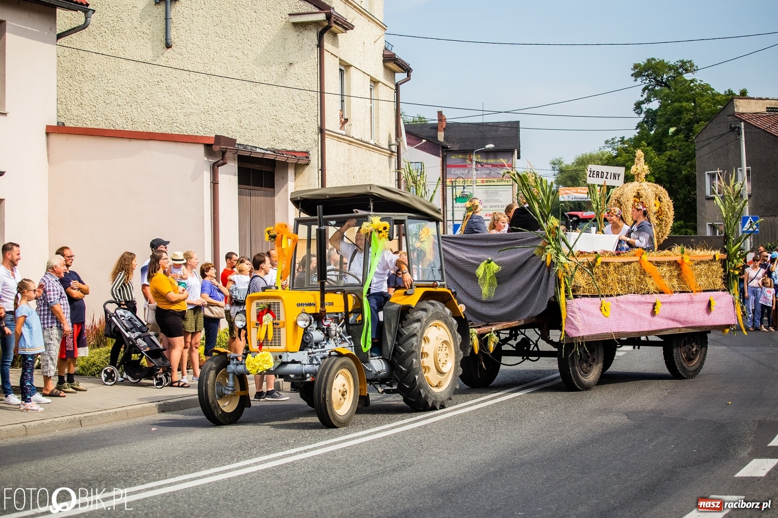 Zdjęcie w galerii na portalu naszraciborz.pl: Dożynki w Pietrowicach z lotu ptaka [WIDEO]  wiadomości z regionu