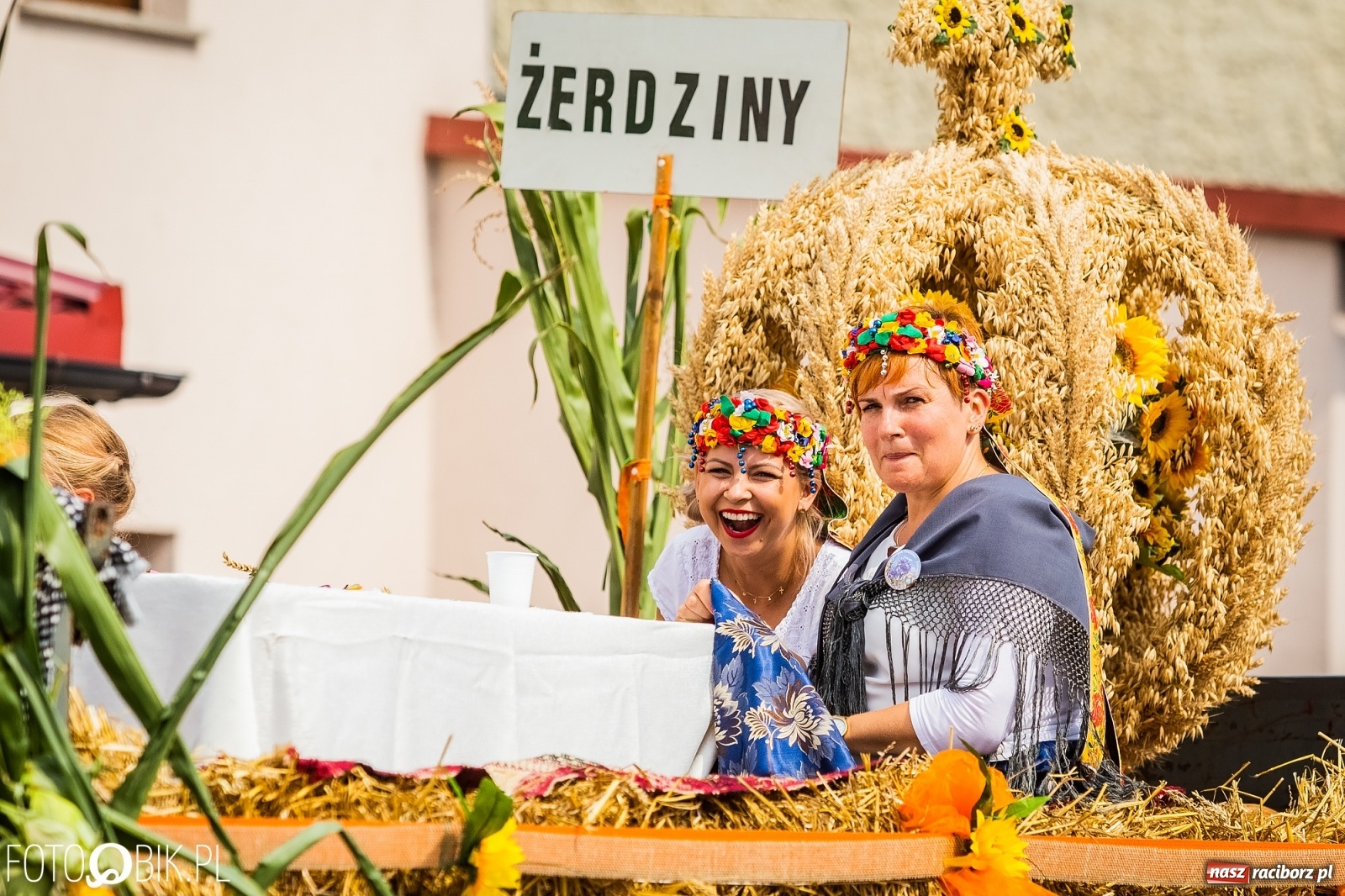 Zdjęcie w galerii na portalu naszraciborz.pl: Dożynki w Pietrowicach z lotu ptaka [WIDEO]  wiadomości z regionu