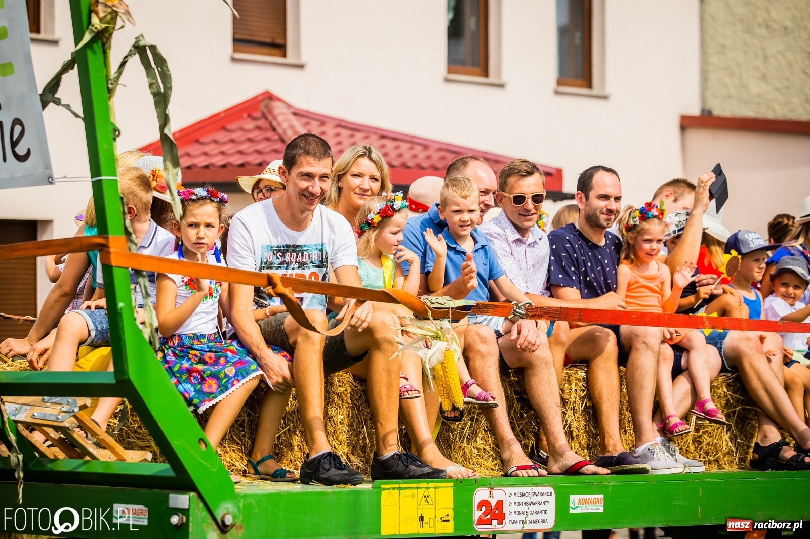 Zdjęcie w galerii na portalu naszraciborz.pl: Dożynki w Pietrowicach z lotu ptaka [WIDEO]  wiadomości z regionu