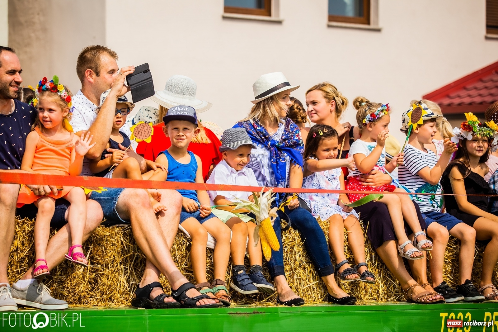 Zdjęcie w galerii na portalu naszraciborz.pl: Dożynki w Pietrowicach z lotu ptaka [WIDEO]  wiadomości z regionu