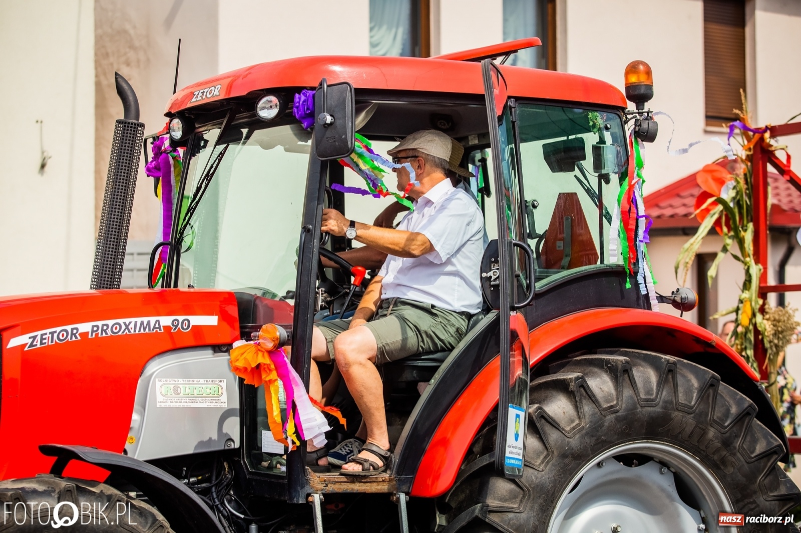 Zdjęcie w galerii na portalu naszraciborz.pl: Dożynki w Pietrowicach z lotu ptaka [WIDEO]  wiadomości z regionu