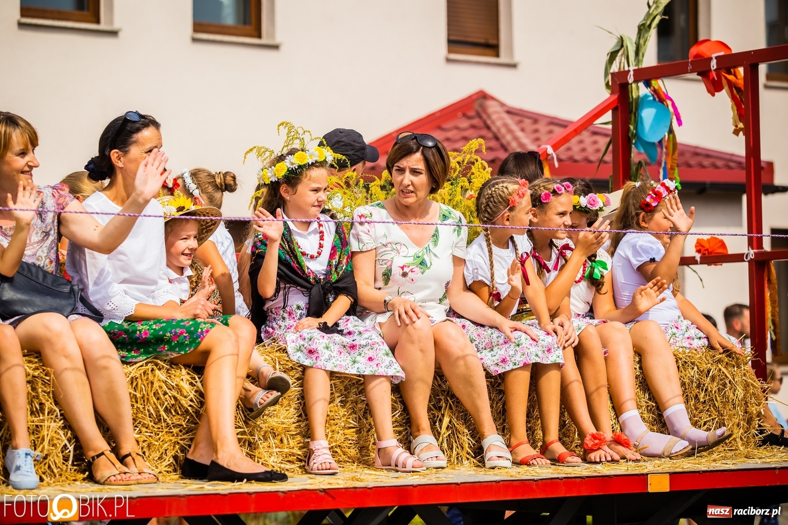 Zdjęcie w galerii na portalu naszraciborz.pl: Dożynki w Pietrowicach z lotu ptaka [WIDEO]  wiadomości z regionu