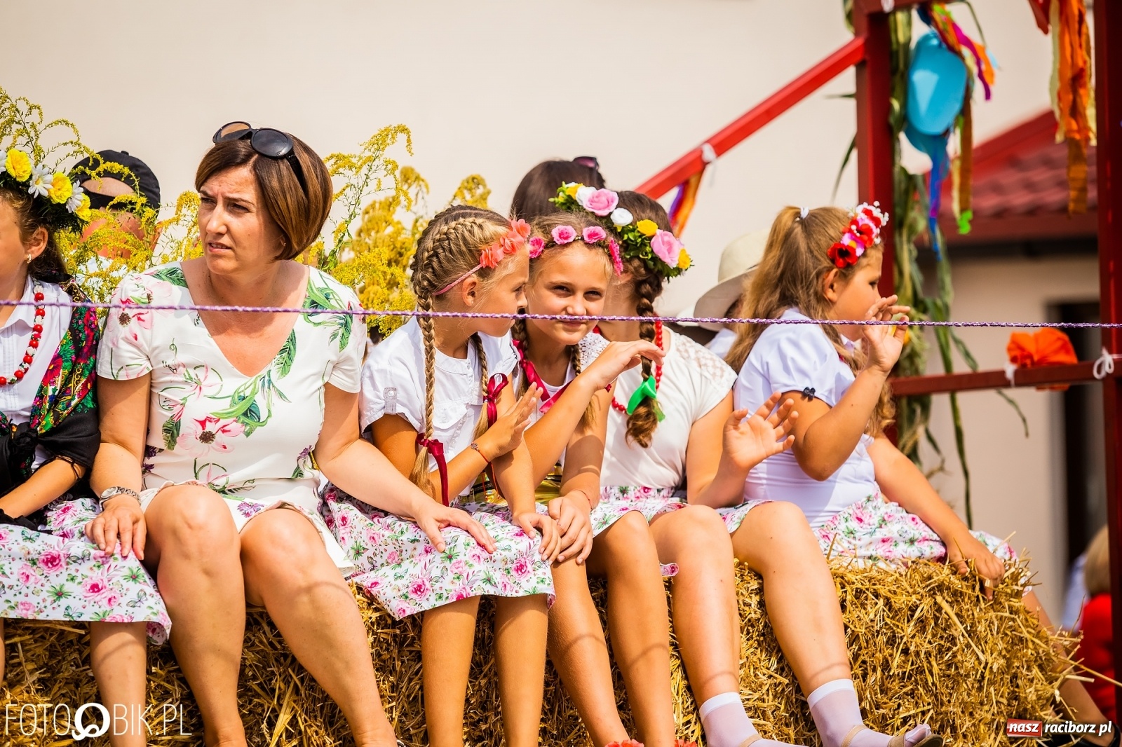 Zdjęcie w galerii na portalu naszraciborz.pl: Dożynki w Pietrowicach z lotu ptaka [WIDEO]  wiadomości z regionu