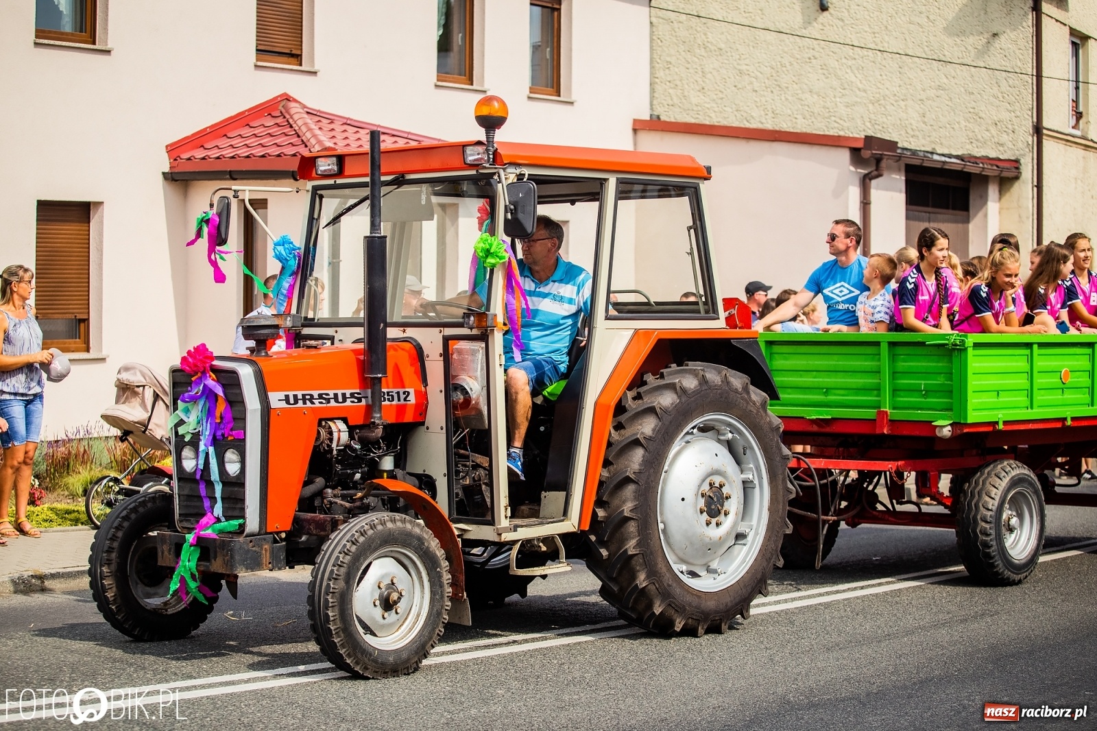 Zdjęcie w galerii na portalu naszraciborz.pl: Dożynki w Pietrowicach z lotu ptaka [WIDEO]  wiadomości z regionu