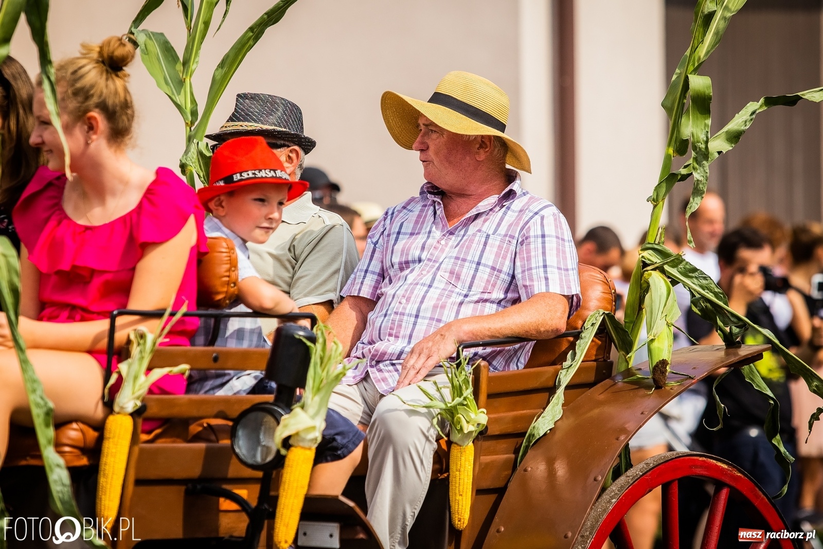 Zdjęcie w galerii na portalu naszraciborz.pl: Dożynki w Pietrowicach z lotu ptaka [WIDEO]  wiadomości z regionu