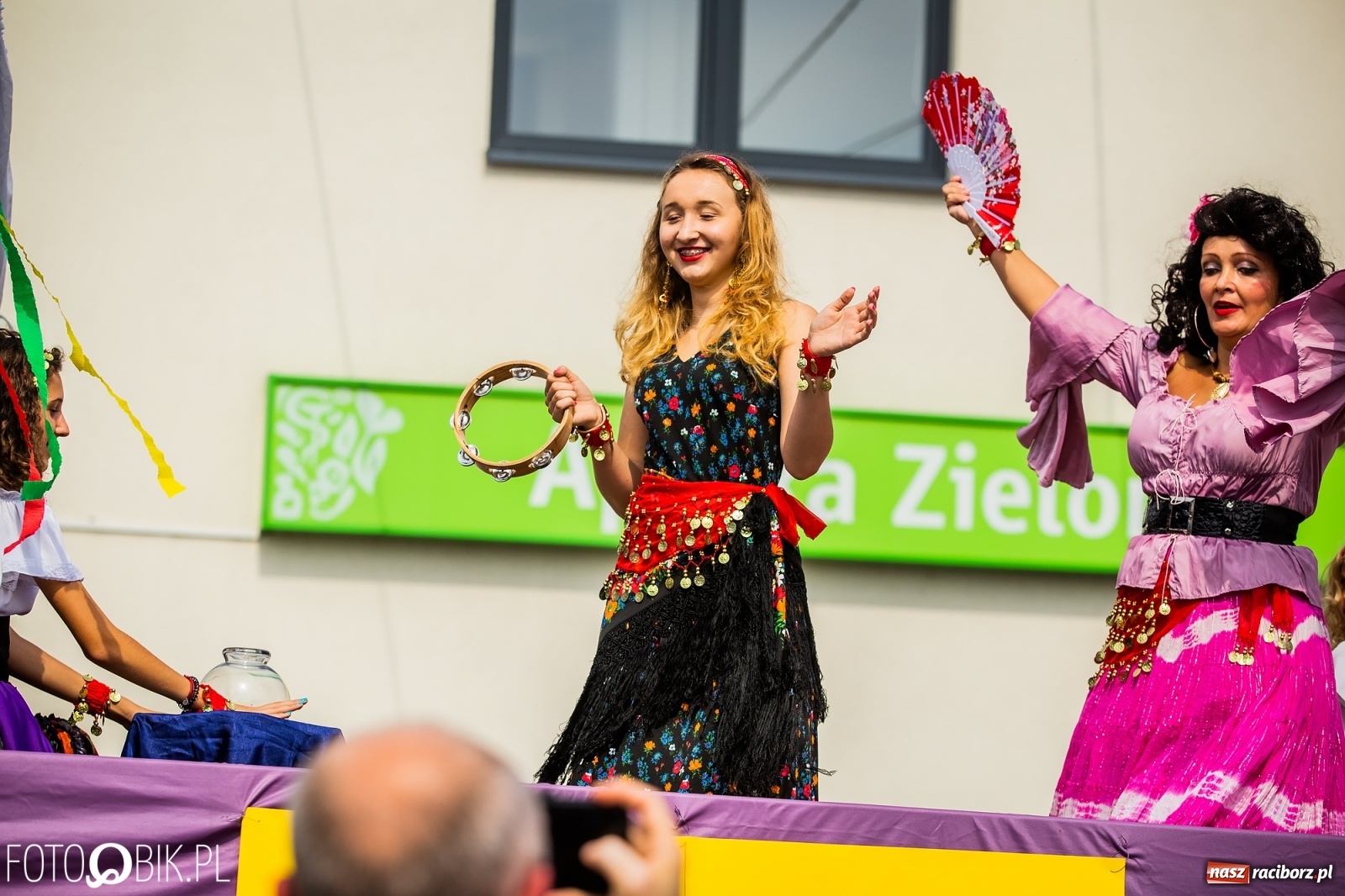 Zdjęcie w galerii na portalu naszraciborz.pl: Dożynki w Pietrowicach z lotu ptaka [WIDEO]  wiadomości z regionu