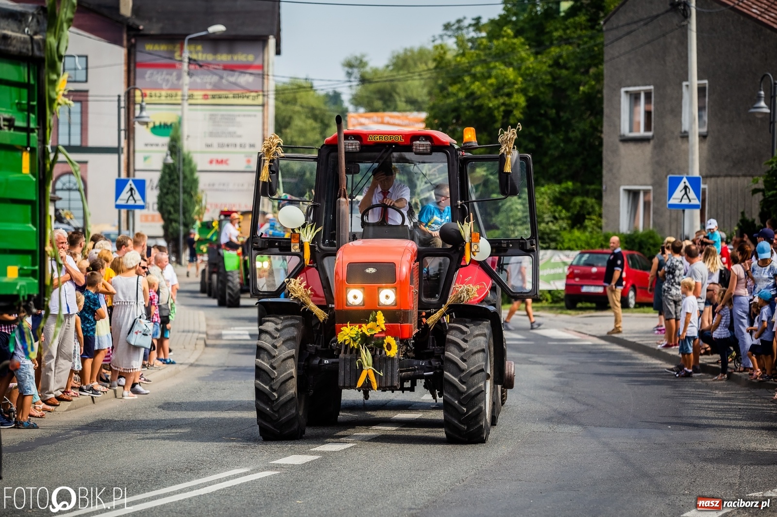 Zdjęcie w galerii na portalu naszraciborz.pl: Dożynki w Pietrowicach z lotu ptaka [WIDEO]  wiadomości z regionu