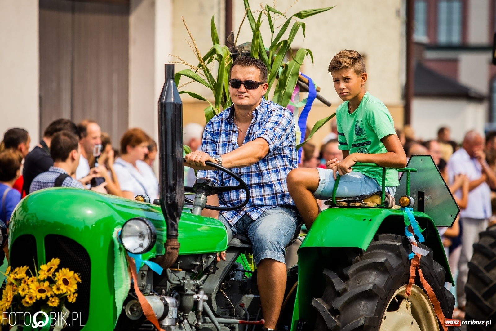 Zdjęcie w galerii na portalu naszraciborz.pl: Dożynki w Pietrowicach z lotu ptaka [WIDEO]  wiadomości z regionu