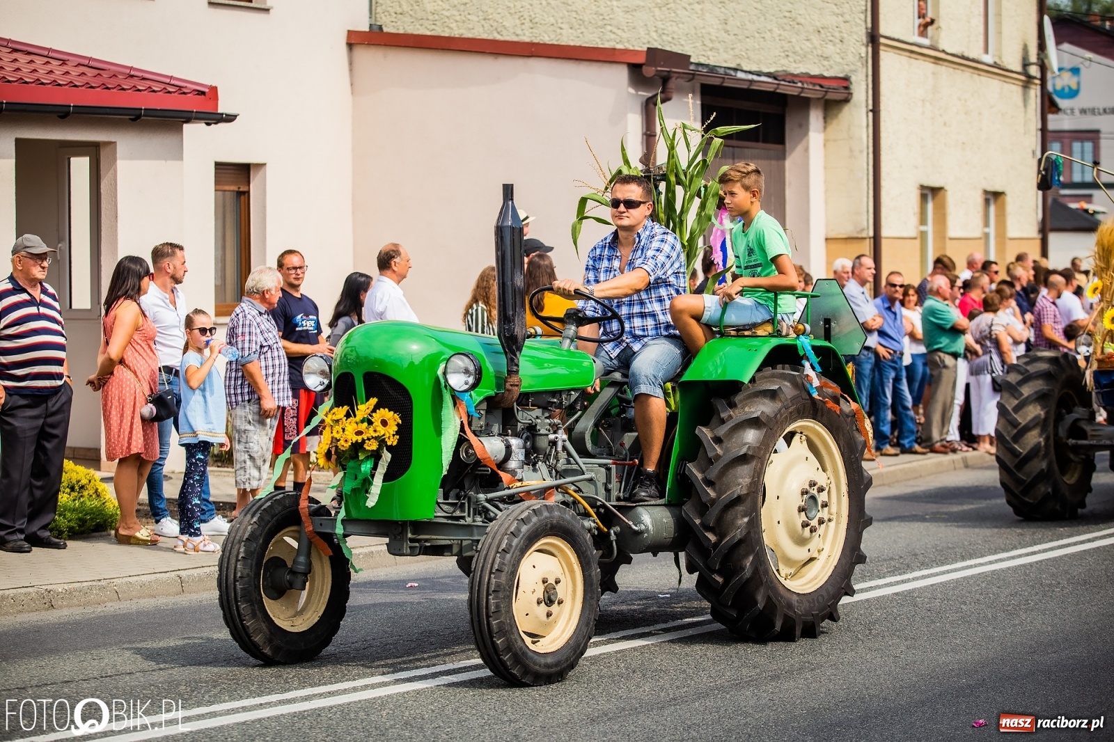 Zdjęcie w galerii na portalu naszraciborz.pl: Dożynki w Pietrowicach z lotu ptaka [WIDEO]  wiadomości z regionu