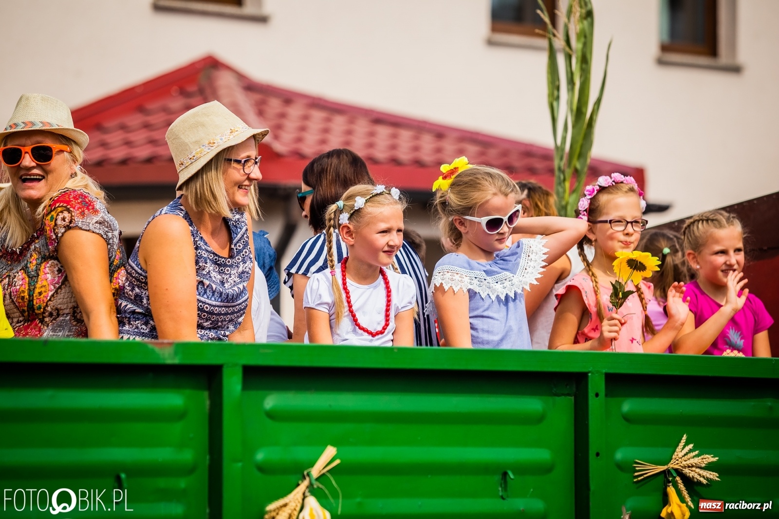 Zdjęcie w galerii na portalu naszraciborz.pl: Dożynki w Pietrowicach z lotu ptaka [WIDEO]  wiadomości z regionu