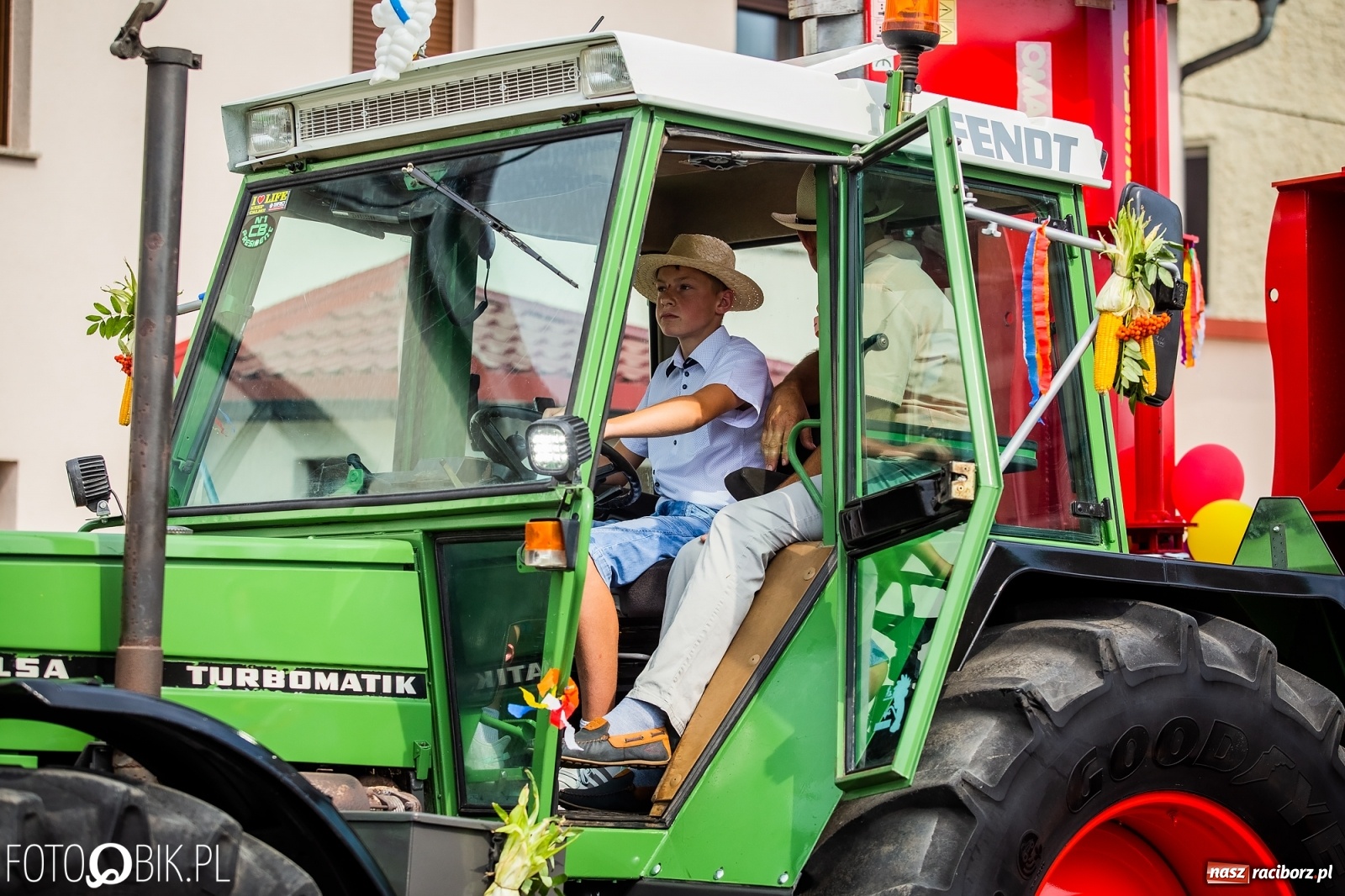Zdjęcie w galerii na portalu naszraciborz.pl: Dożynki w Pietrowicach z lotu ptaka [WIDEO]  wiadomości z regionu