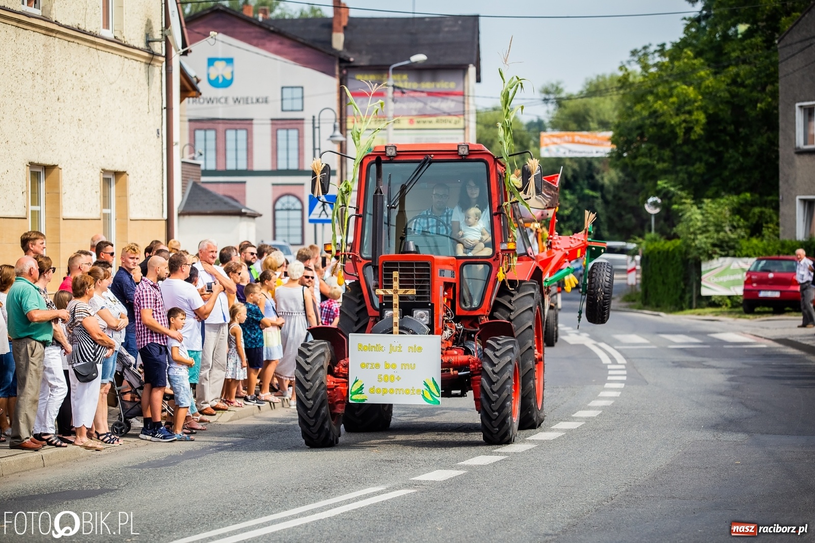 Zdjęcie w galerii na portalu naszraciborz.pl: Dożynki w Pietrowicach z lotu ptaka [WIDEO]  wiadomości z regionu