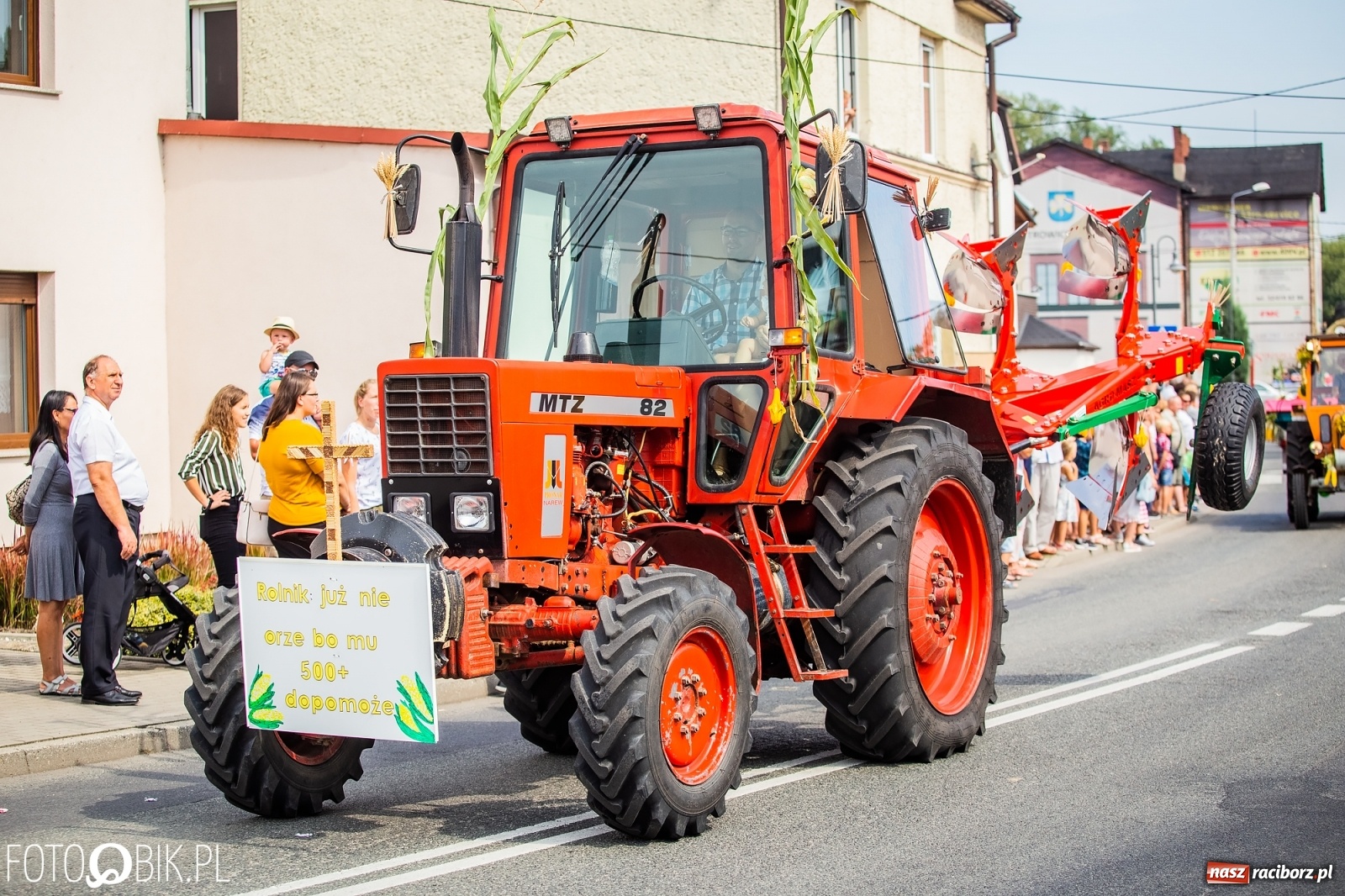 Zdjęcie w galerii na portalu naszraciborz.pl: Dożynki w Pietrowicach z lotu ptaka [WIDEO]  wiadomości z regionu