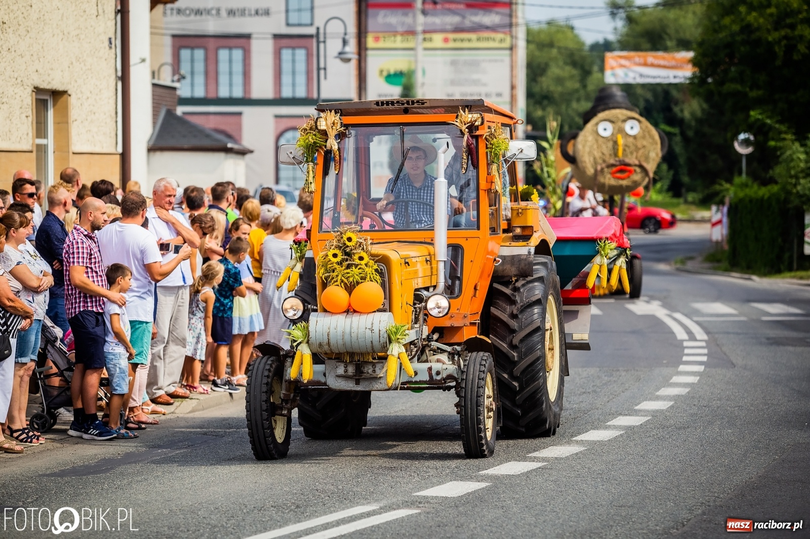 Zdjęcie w galerii na portalu naszraciborz.pl: Dożynki w Pietrowicach z lotu ptaka [WIDEO]  wiadomości z regionu