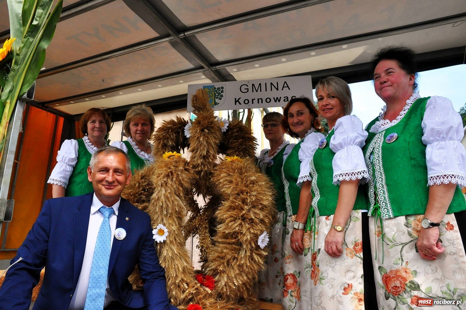 Zdjęcie w galerii na portalu naszraciborz.pl: Dożynki w Pietrowicach z lotu ptaka [WIDEO]  wiadomości z regionu