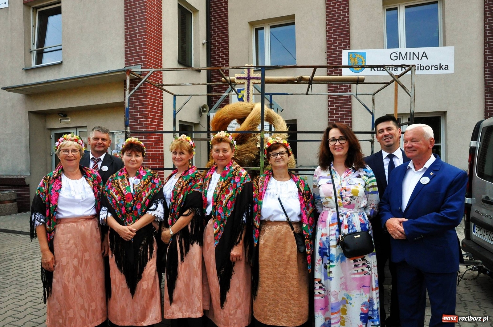 Zdjęcie w galerii na portalu naszraciborz.pl: Dożynki w Pietrowicach z lotu ptaka [WIDEO]  wiadomości z regionu