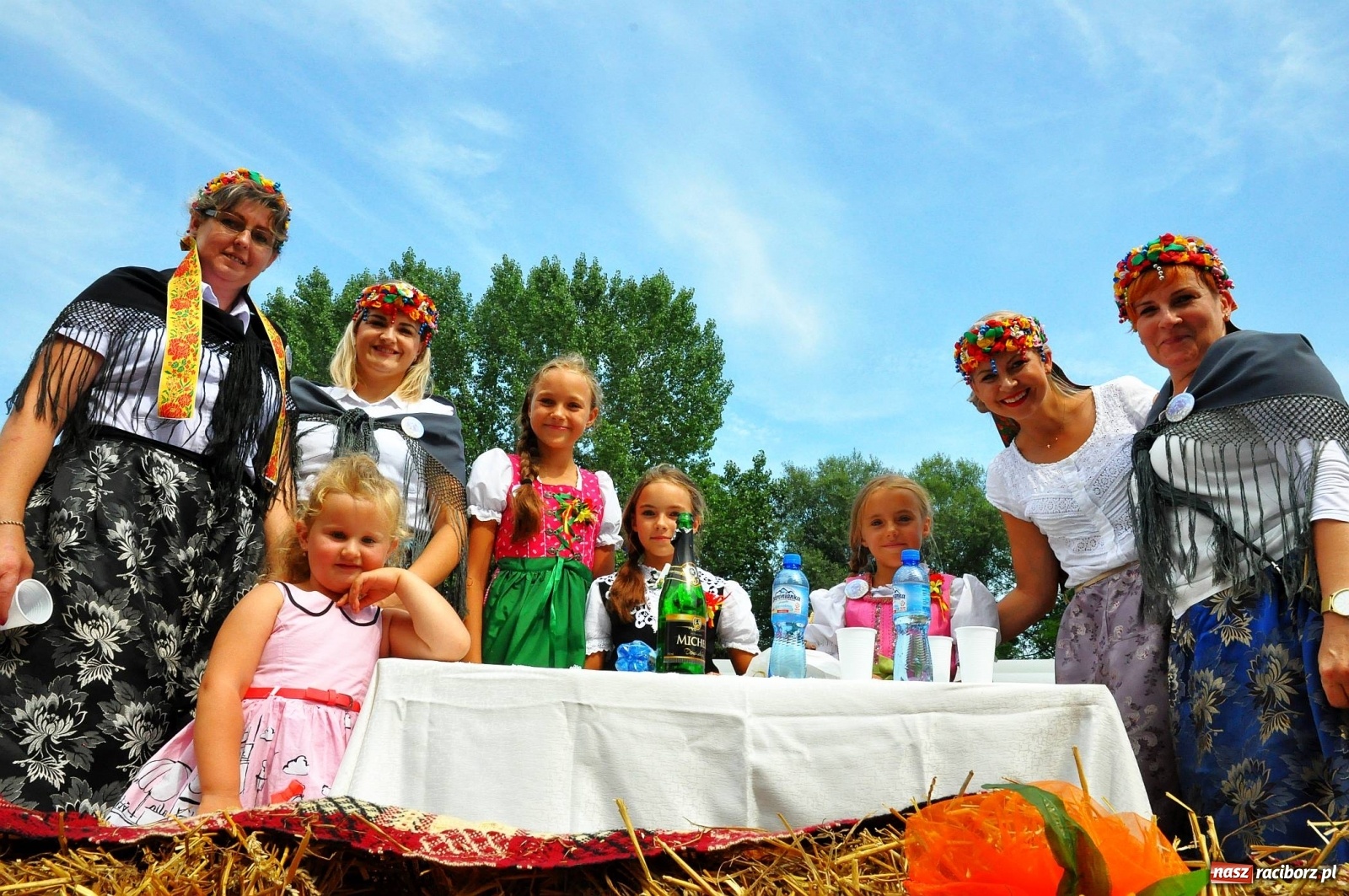 Zdjęcie w galerii na portalu naszraciborz.pl: Dożynki w Pietrowicach z lotu ptaka [WIDEO]  wiadomości z regionu