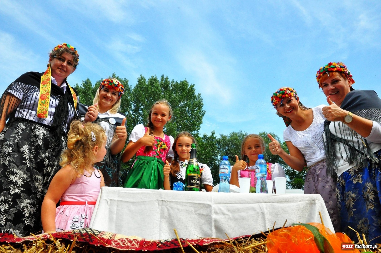 Zdjęcie w galerii na portalu naszraciborz.pl: Dożynki w Pietrowicach z lotu ptaka [WIDEO]  wiadomości z regionu