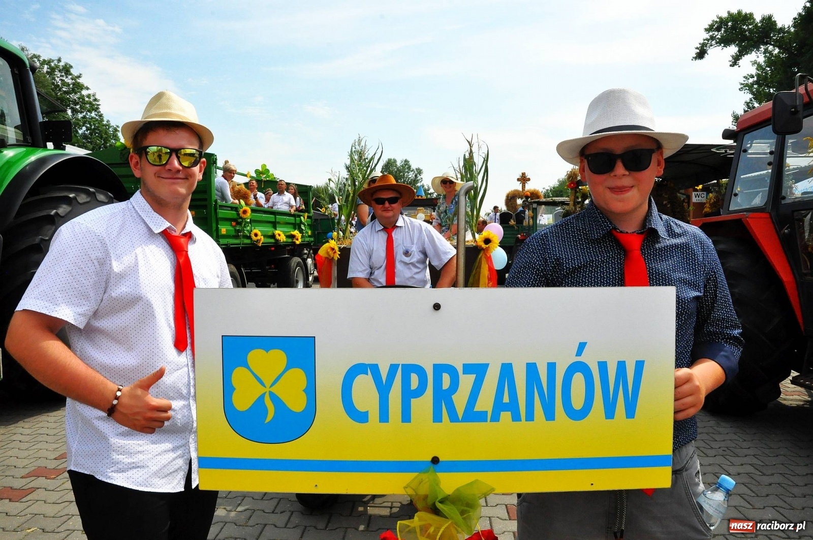 Zdjęcie w galerii na portalu naszraciborz.pl: Dożynki w Pietrowicach z lotu ptaka [WIDEO]  wiadomości z regionu