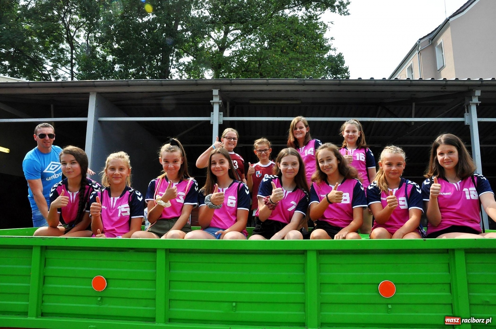 Zdjęcie w galerii na portalu naszraciborz.pl: Dożynki w Pietrowicach z lotu ptaka [WIDEO]  wiadomości z regionu