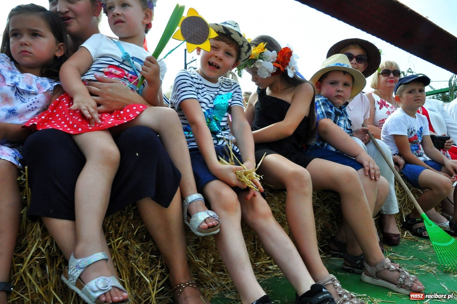 Zdjęcie w galerii na portalu naszraciborz.pl: Dożynki w Pietrowicach z lotu ptaka [WIDEO]  wiadomości z regionu