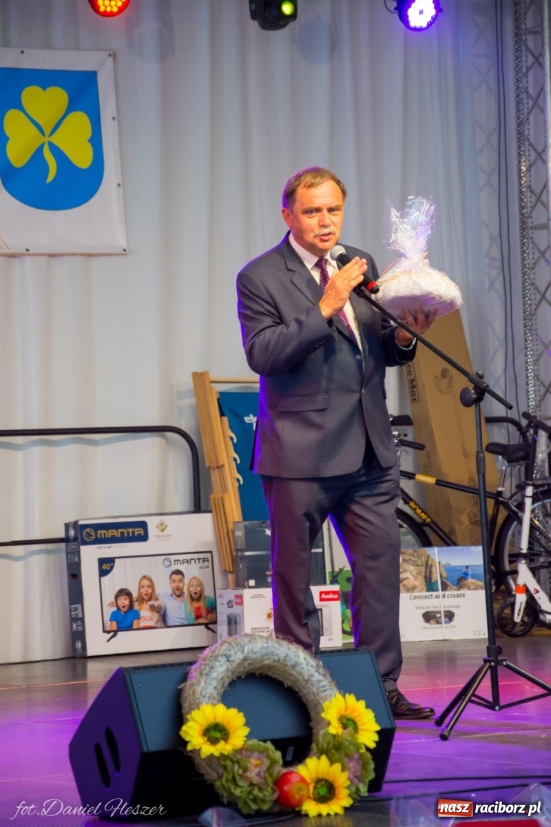 Zdjęcie w galerii na portalu naszraciborz.pl: Dożynki w Pietrowicach z lotu ptaka [WIDEO]  wiadomości z regionu