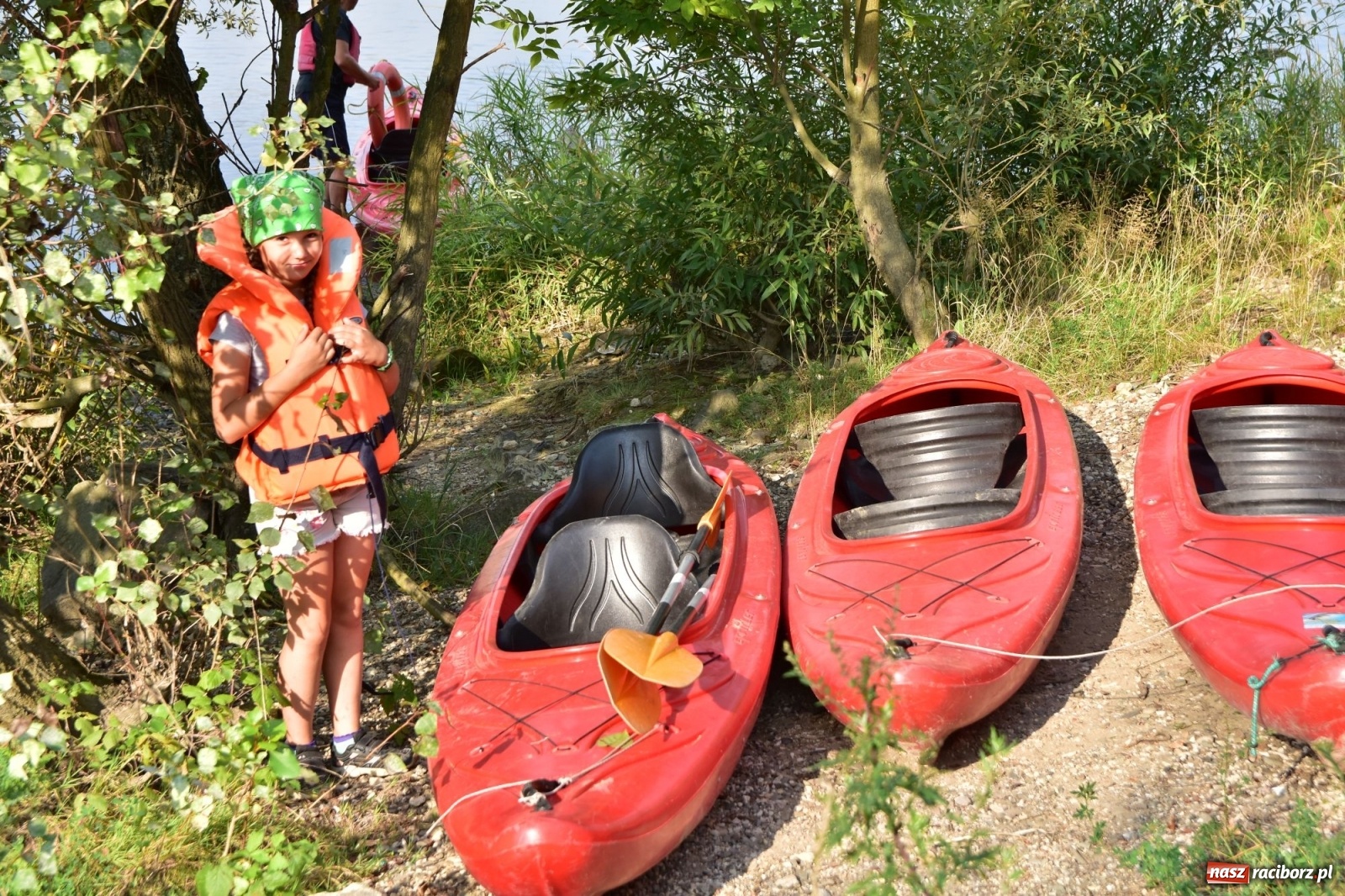 Zdjęcie w galerii na portalu naszraciborz.pl: Organizatorzy Pływadła szukają chętnych do sprzątania Odry wiadomości z regionu