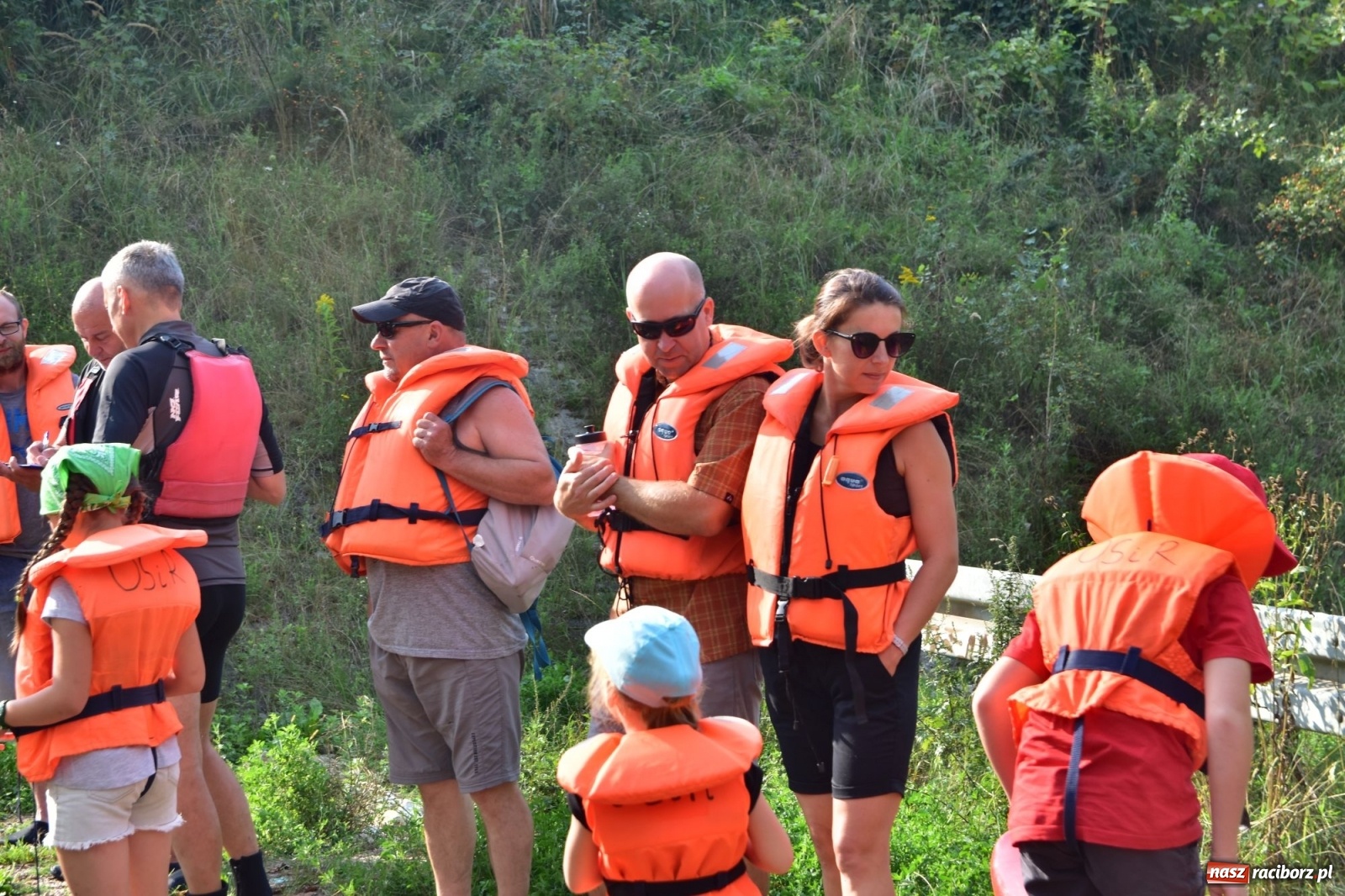 Zdjęcie w galerii na portalu naszraciborz.pl: Organizatorzy Pływadła szukają chętnych do sprzątania Odry wiadomości z regionu