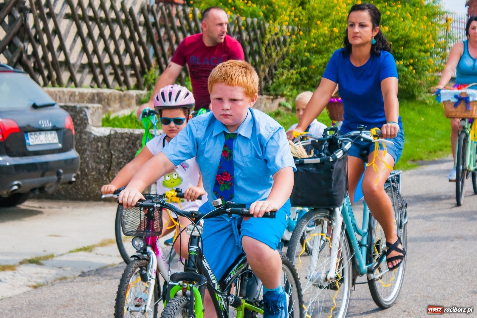 Zdjęcie w galerii na portalu naszraciborz.pl: Pozbierałeś z pola chłopie, teraz pomyśl o urlopie. Dożynki w Szonowicach [FOTO i WIDEO] wiadomości z regionu