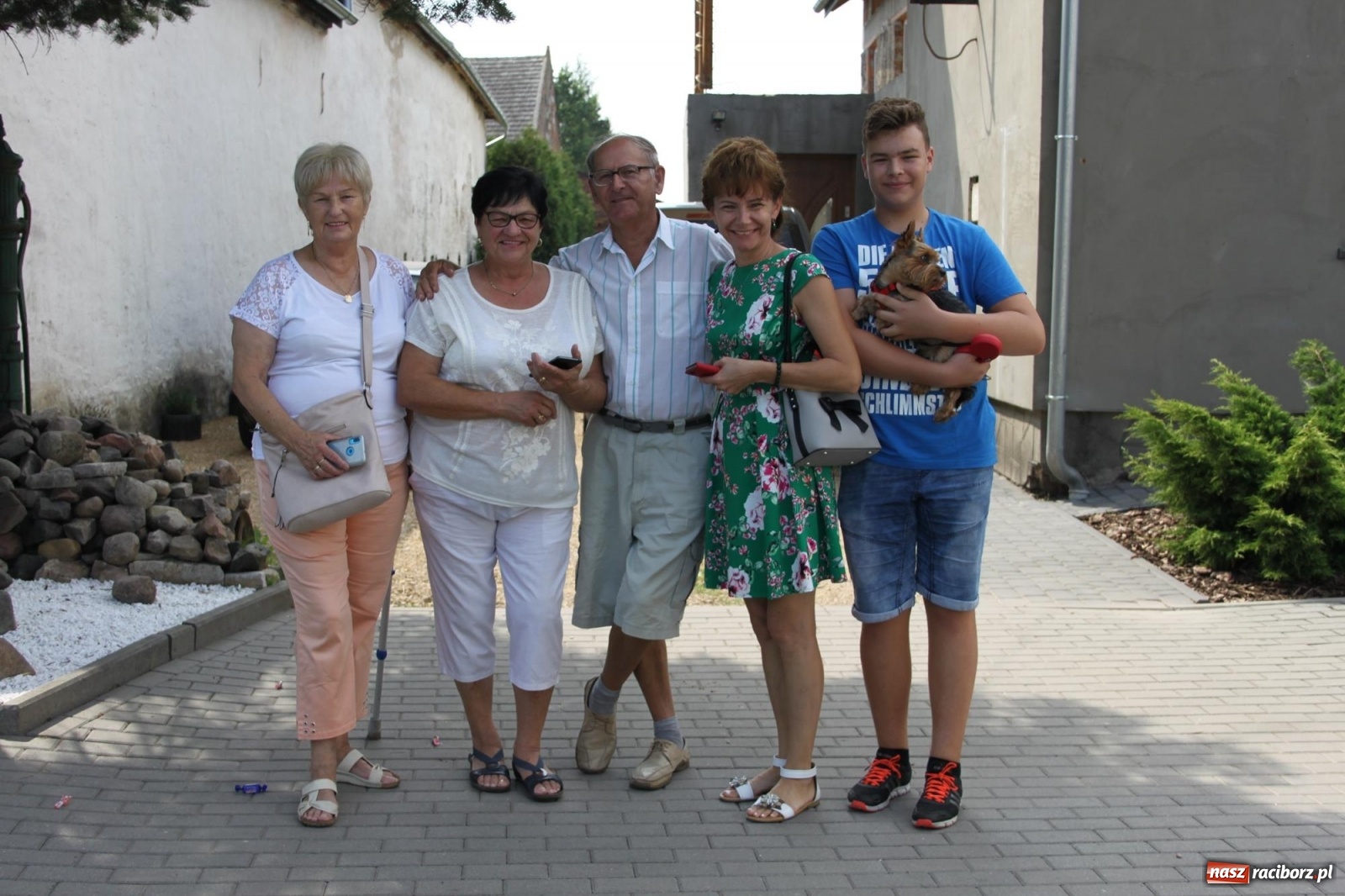 Zdjęcie w galerii na portalu naszraciborz.pl: Wojnowice. Po rewii przebojów czas na korowód [FOTO i WIDEO] wiadomości z regionu