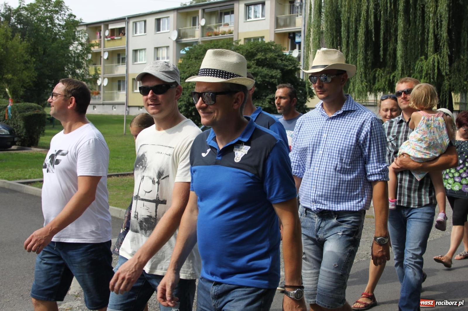 Zdjęcie w galerii na portalu naszraciborz.pl: Wojnowice. Po rewii przebojów czas na korowód [FOTO i WIDEO] wiadomości z regionu