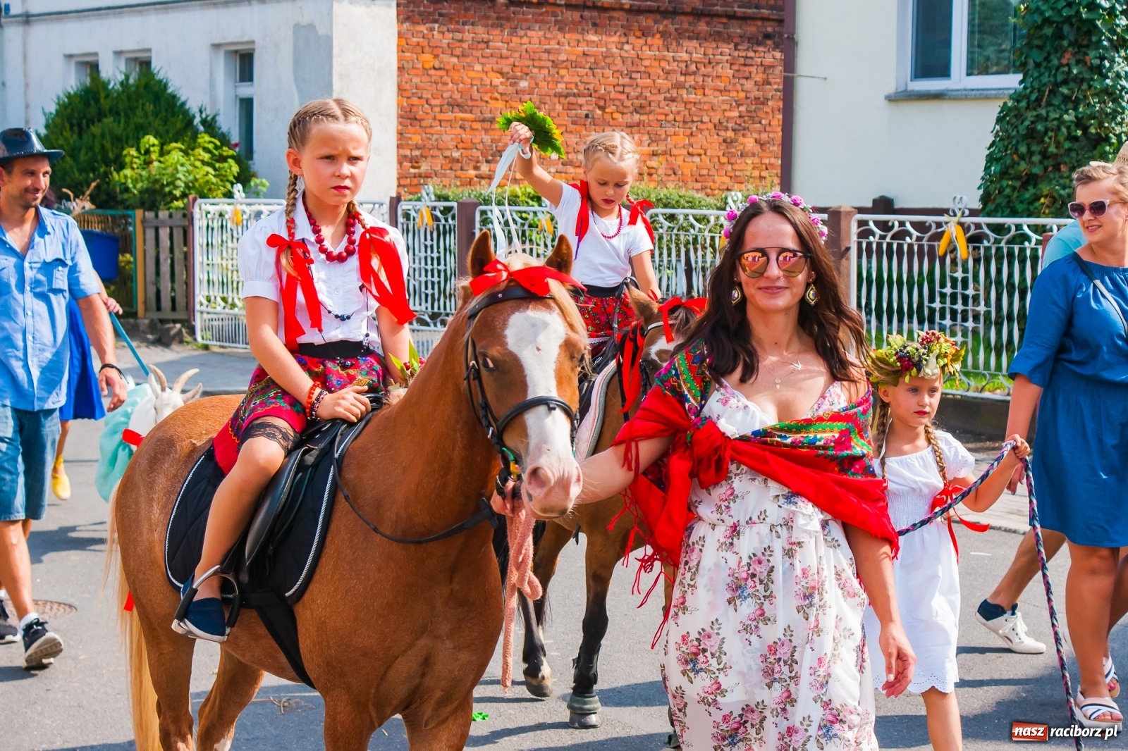 Zdjęcie w galerii na portalu naszraciborz.pl: Dożynki z humorem w Rudniku [FOTO i WIDEO] wiadomości z regionu