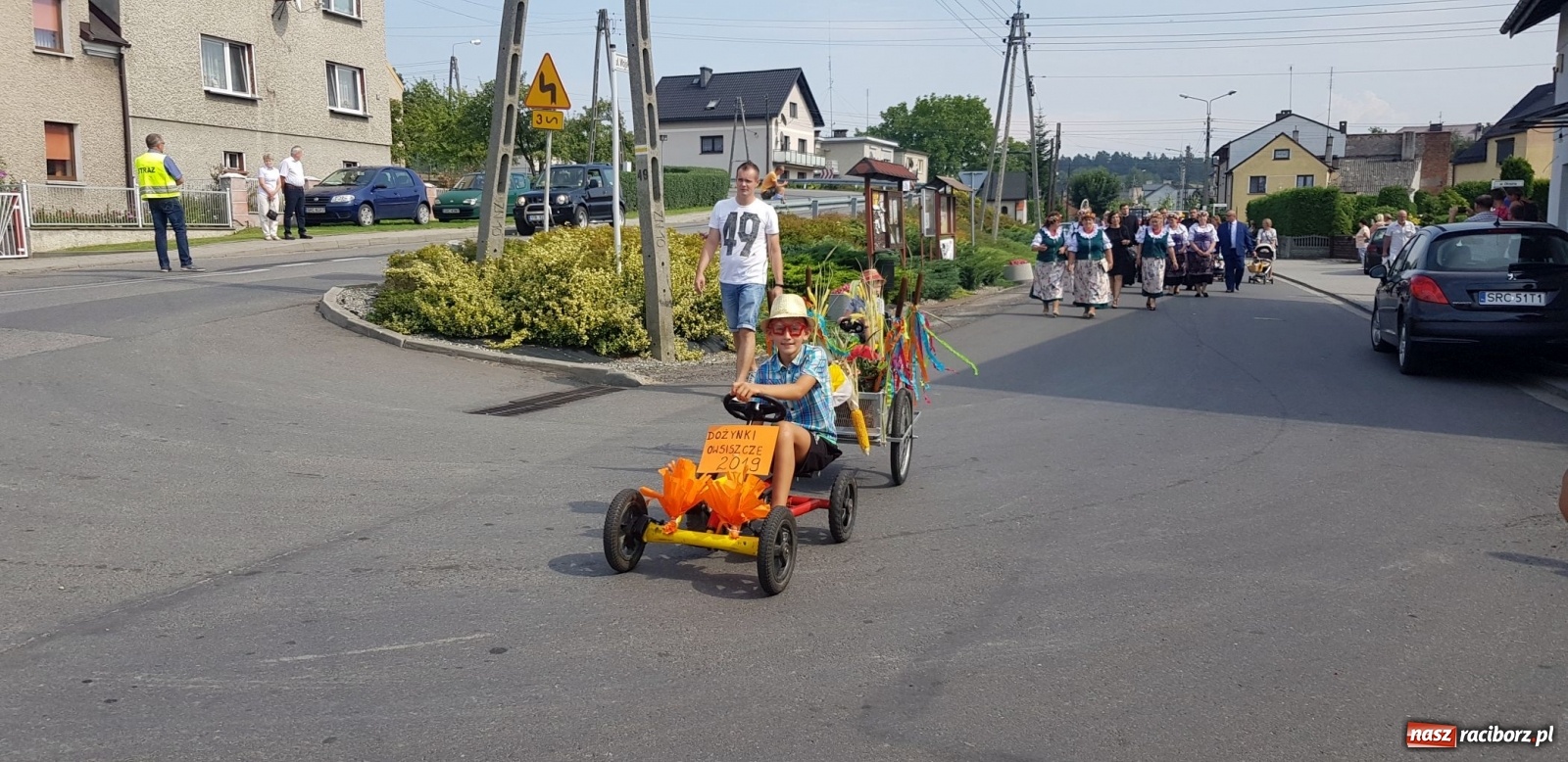 Zdjęcie w galerii na portalu naszraciborz.pl: Owsiszcze. Po korowodzie czas na ćwiczenia wiadomości z regionu