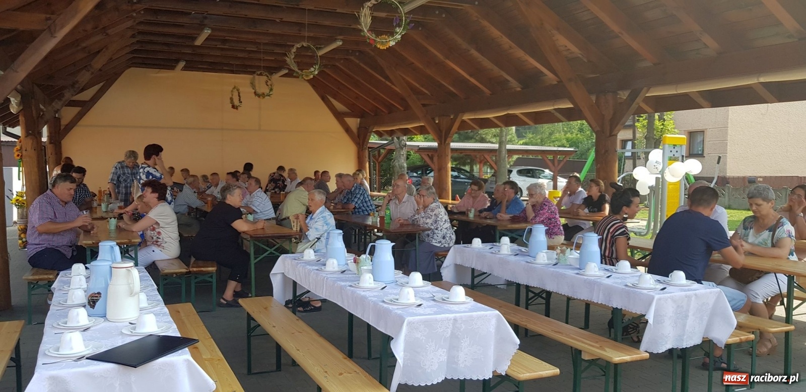 Zdjęcie w galerii na portalu naszraciborz.pl: Owsiszcze. Po korowodzie czas na ćwiczenia wiadomości z regionu