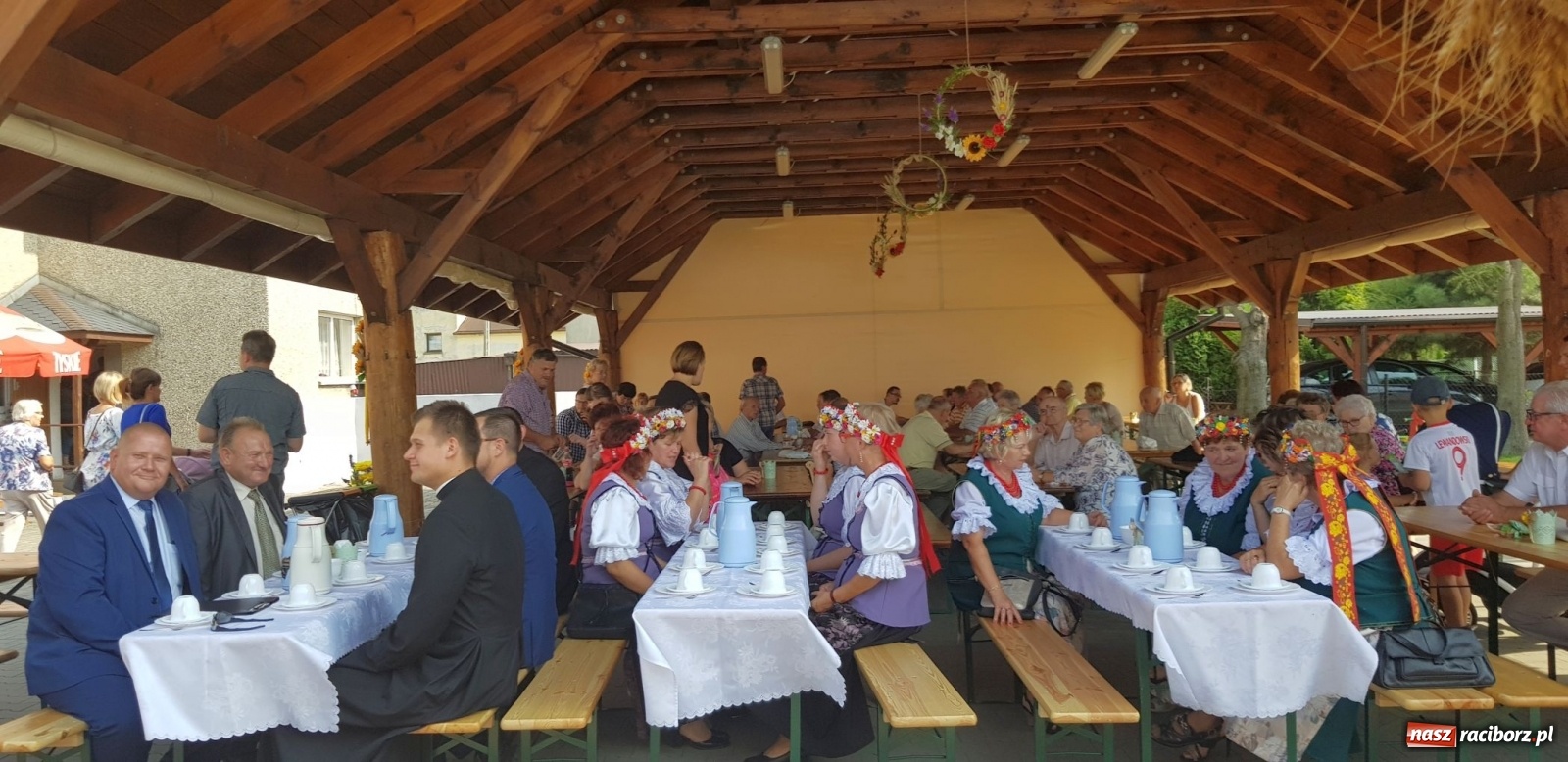 Zdjęcie w galerii na portalu naszraciborz.pl: Owsiszcze. Po korowodzie czas na ćwiczenia wiadomości z regionu