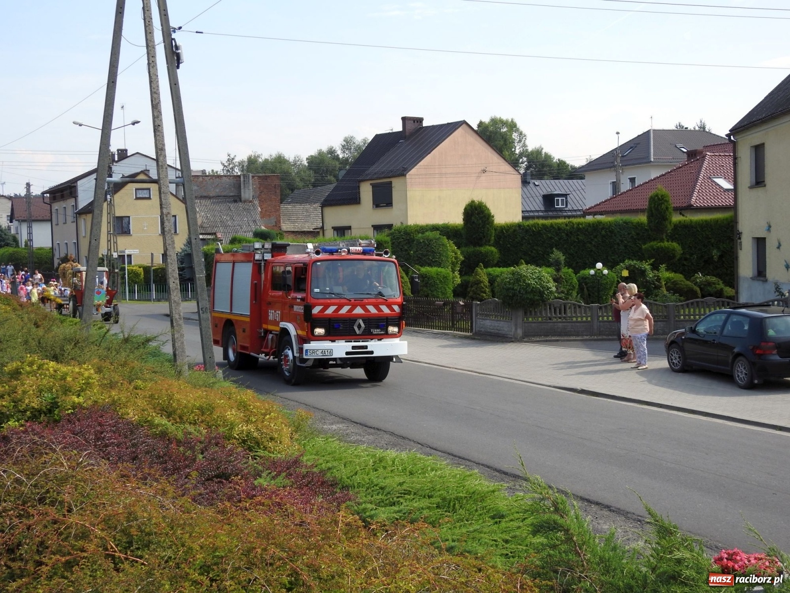Zdjęcie w galerii na portalu naszraciborz.pl: Owsiszcze. Po korowodzie czas na ćwiczenia wiadomości z regionu