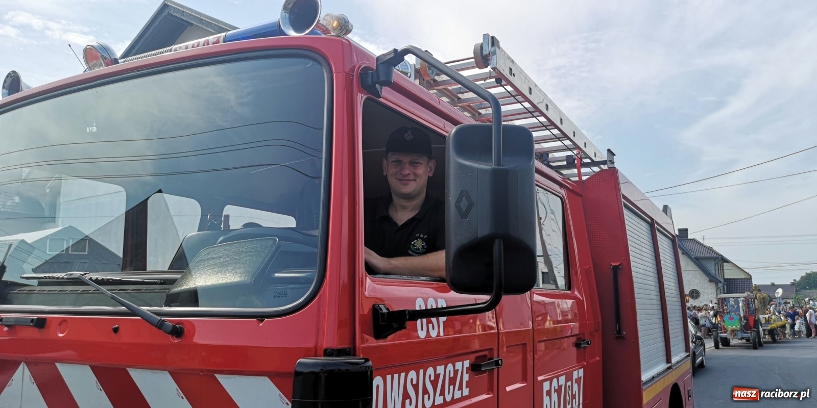 Zdjęcie w galerii na portalu naszraciborz.pl: Owsiszcze. Po korowodzie czas na ćwiczenia wiadomości z regionu