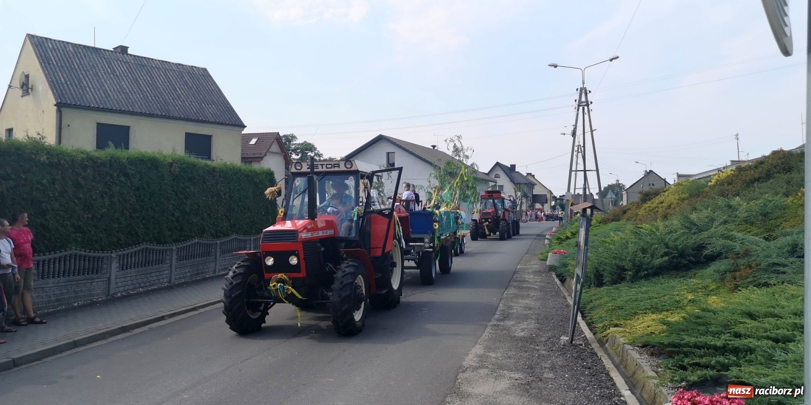 Zdjęcie w galerii na portalu naszraciborz.pl: Owsiszcze. Po korowodzie czas na ćwiczenia wiadomości z regionu