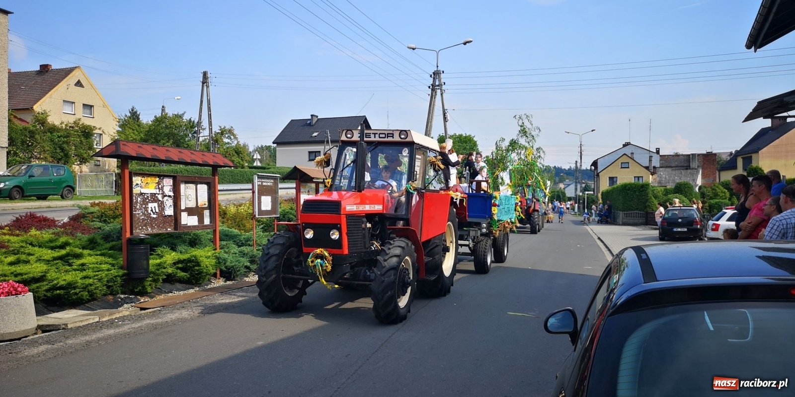 Zdjęcie w galerii na portalu naszraciborz.pl: Owsiszcze. Po korowodzie czas na ćwiczenia wiadomości z regionu