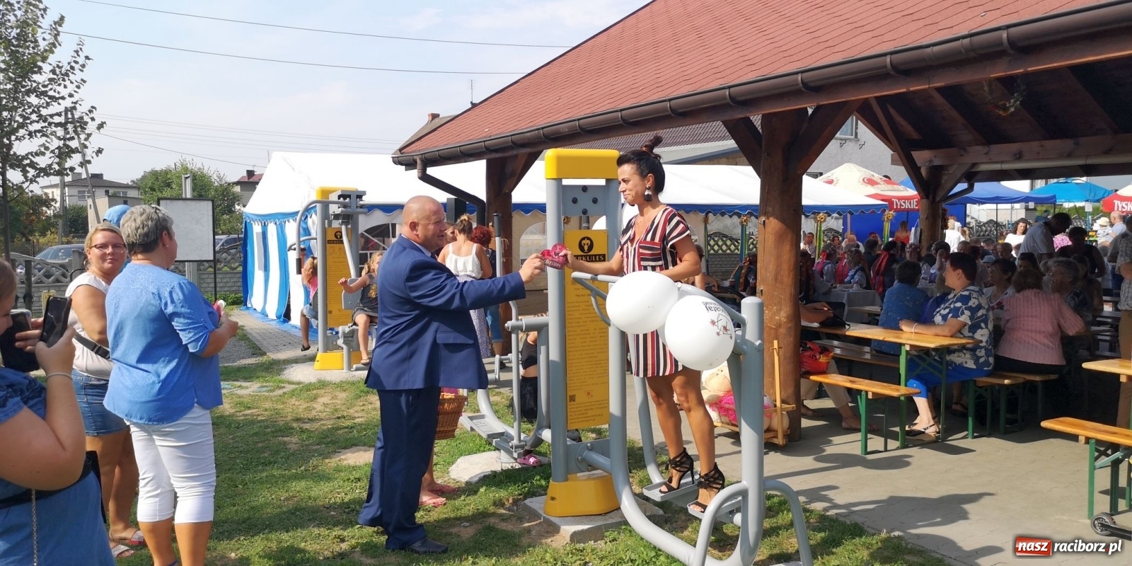 Zdjęcie w galerii na portalu naszraciborz.pl: Owsiszcze. Po korowodzie czas na ćwiczenia wiadomości z regionu