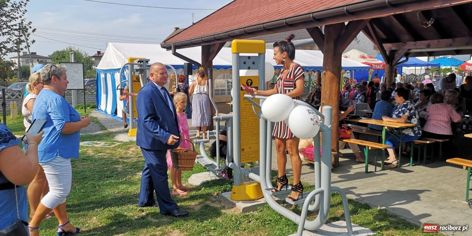 Zdjęcie w galerii na portalu naszraciborz.pl: Owsiszcze. Po korowodzie czas na ćwiczenia wiadomości z regionu